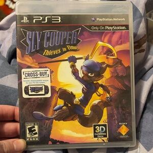 Sony Sly Cooper: Thieves in Time for PS3 - Purple and Gold